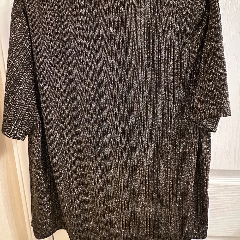 Mango Charcoal Ribbed Men's Tee - Picture 5 of 5